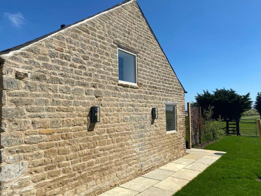 Linseed Barn- Stamford Holiday Cottages מראה חיצוני תמונה