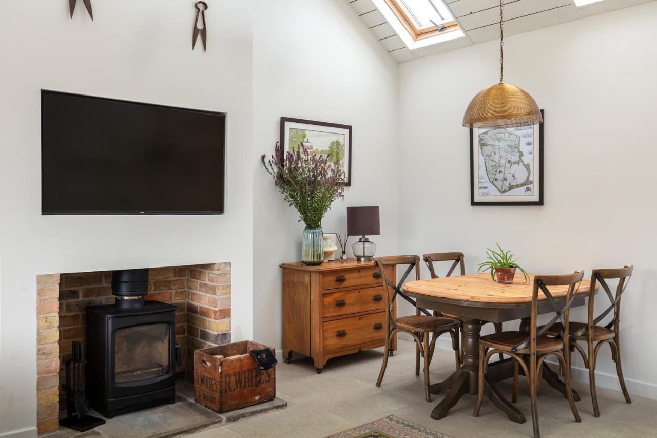 Linseed Barn- Stamford Holiday Cottages מראה חיצוני תמונה